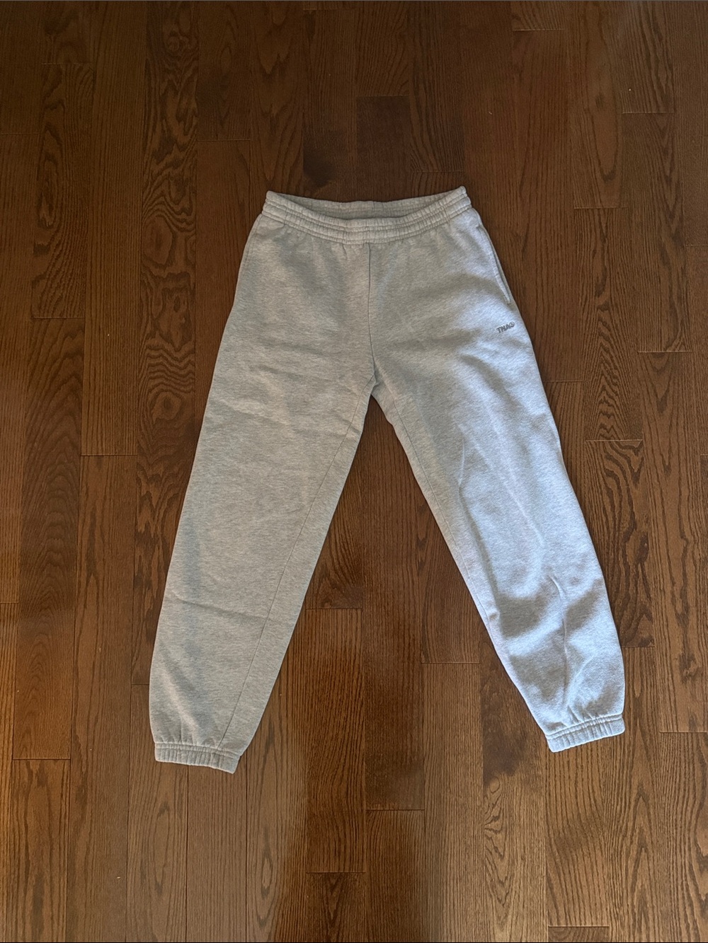 TNA Cozy Fleece size xs light Gray Sweatpants with Elastic Cuffs